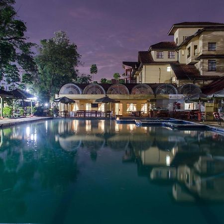 Jumuia Hotel Kisumu Buitenkant foto