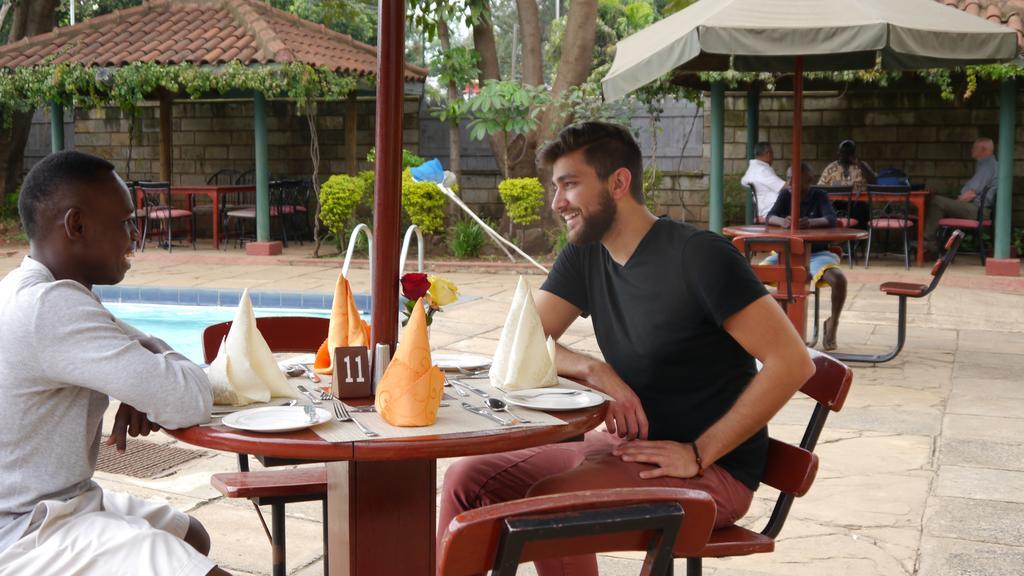 Jumuia Hotel Kisumu Buitenkant foto