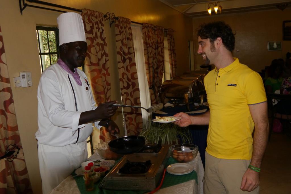 Jumuia Hotel Kisumu Buitenkant foto