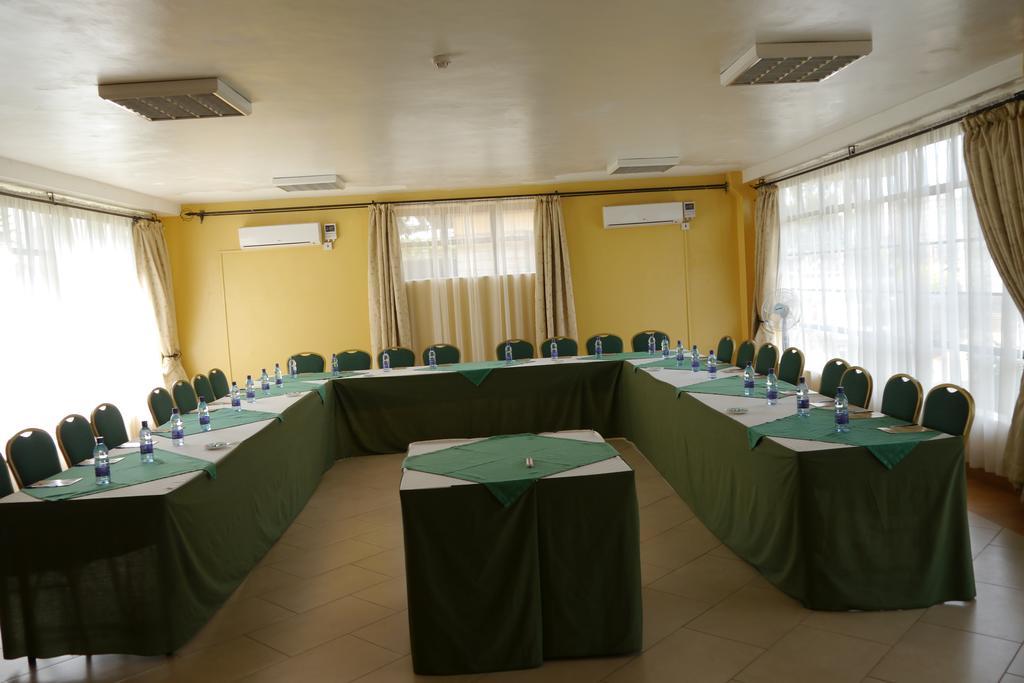 Jumuia Hotel Kisumu Buitenkant foto