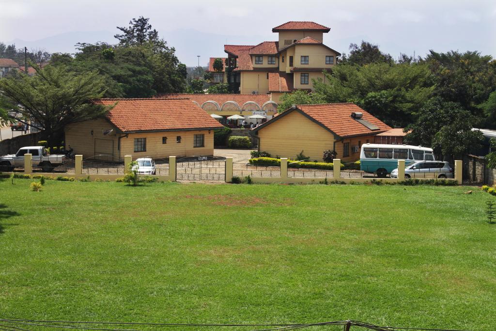 Jumuia Hotel Kisumu Buitenkant foto