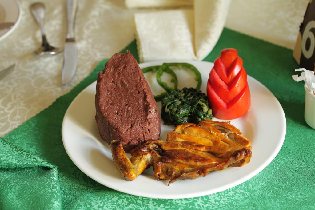 Jumuia Hotel Kisumu Buitenkant foto