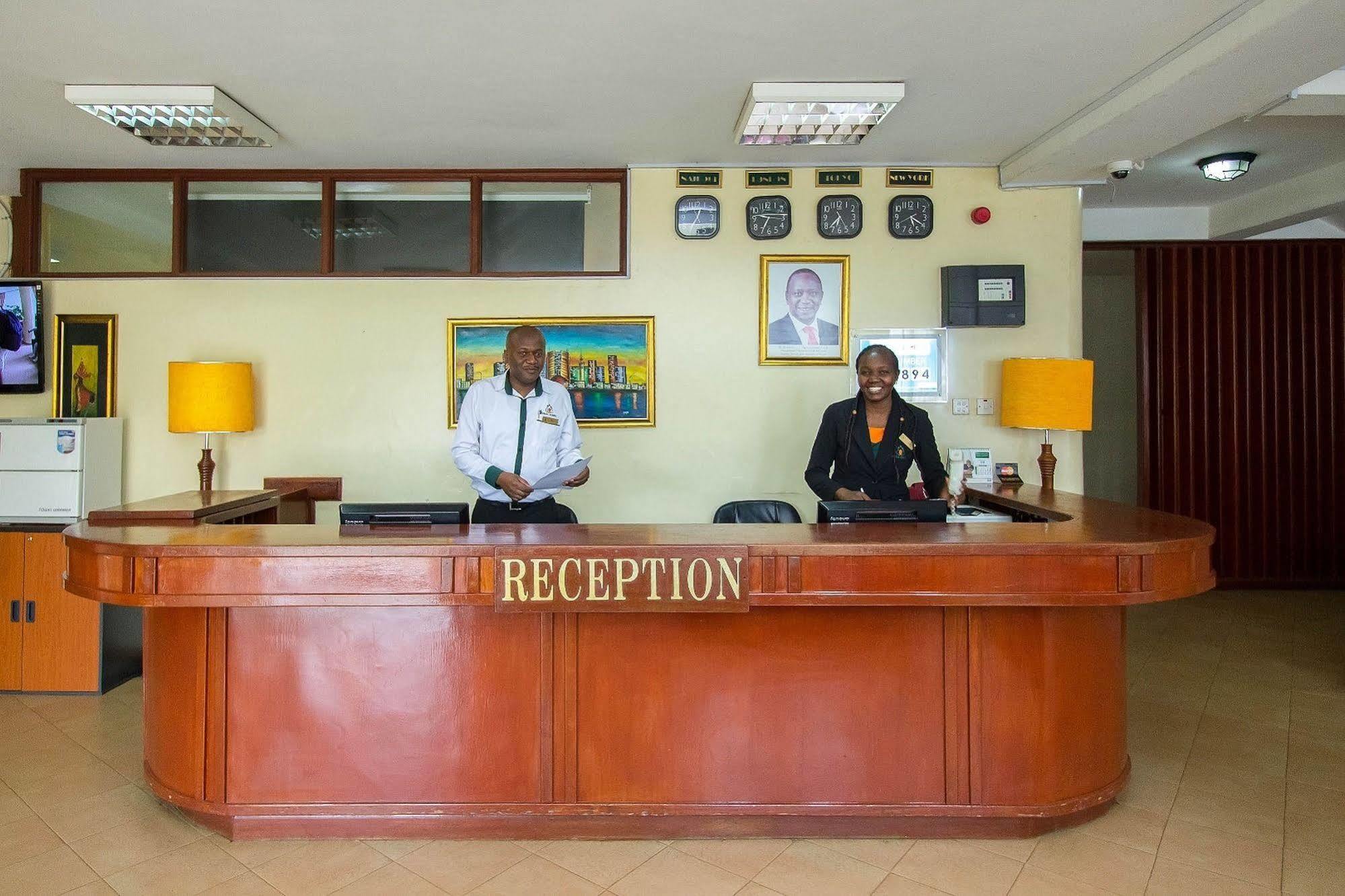 Jumuia Hotel Kisumu Buitenkant foto