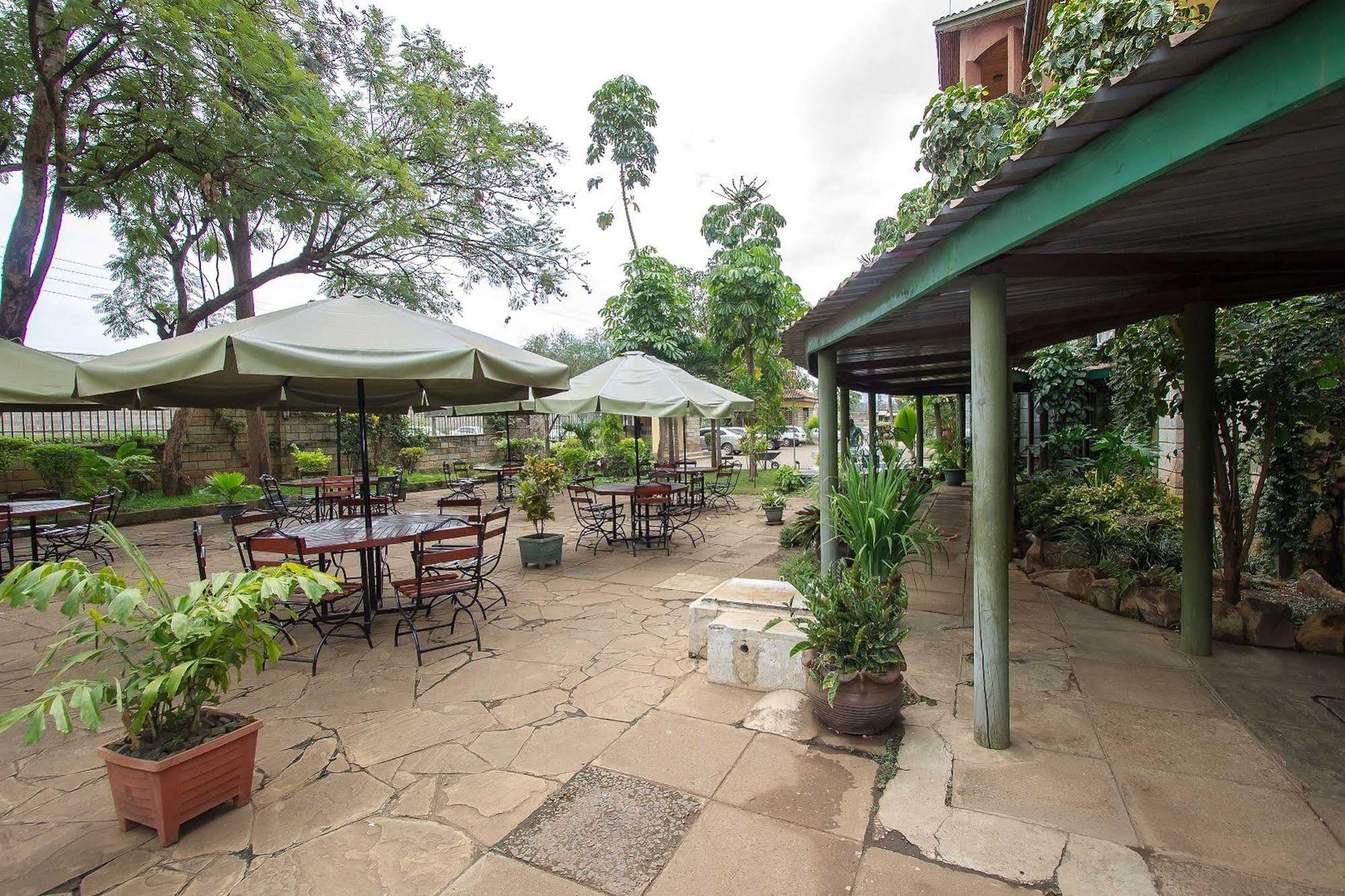 Jumuia Hotel Kisumu Buitenkant foto